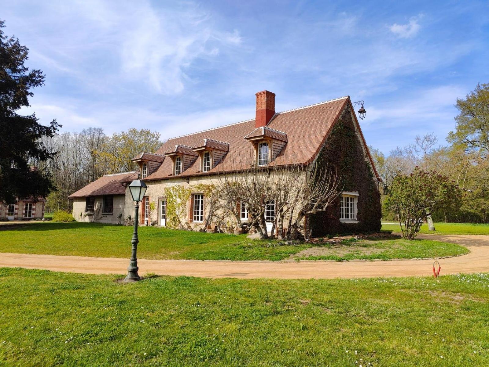 Domaine De Charnay - Charme Et Confort Dans Un Environnement D'Exception Vierzon Kültér fotó